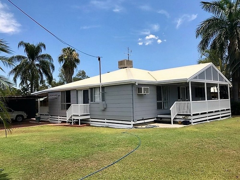 56 Capricorn Street, Clermont QLD 4721