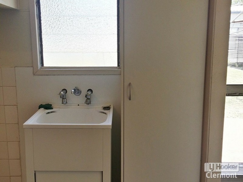 39 French Street, Clermont QLD 4721