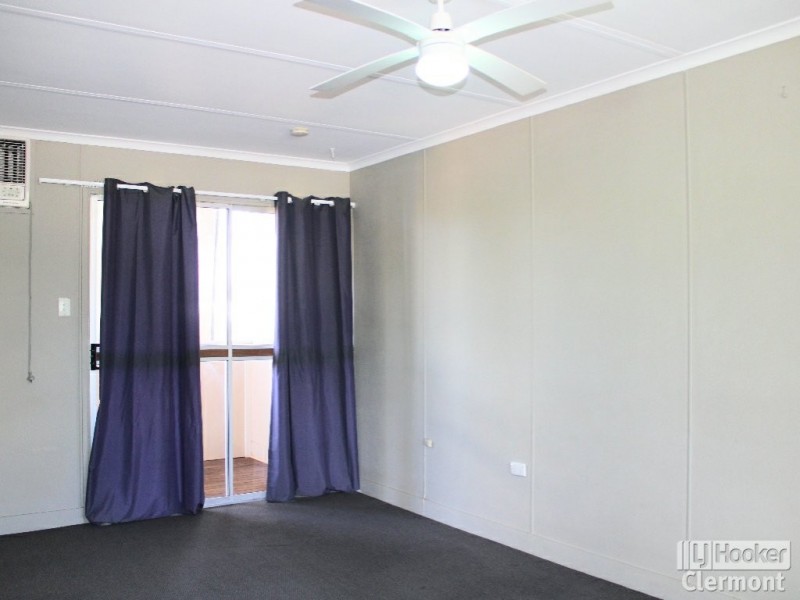 Unit 1/33 Tropic Street, Clermont QLD 4721