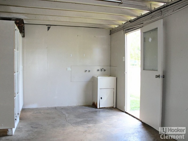 Unit 1/33 Tropic Street, Clermont QLD 4721