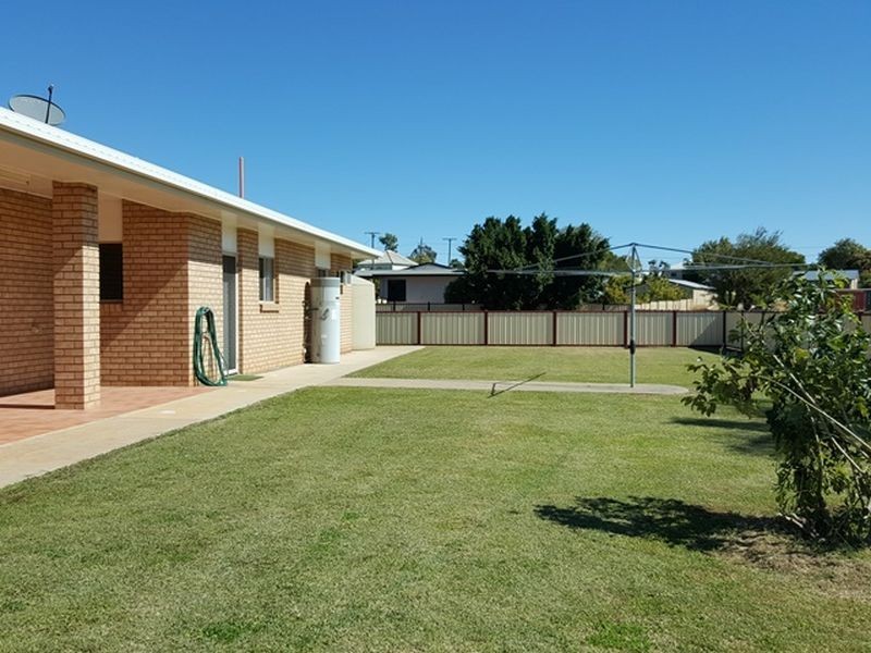 12 East Lane, Clermont QLD 4721