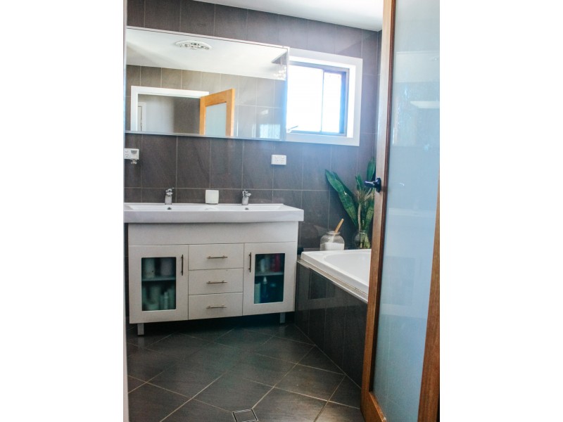 3 O’Donnell Court, Clermont QLD 4721