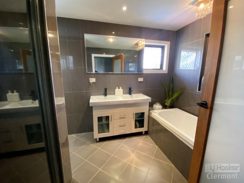 3 O’Donnell Court, Clermont QLD 4721