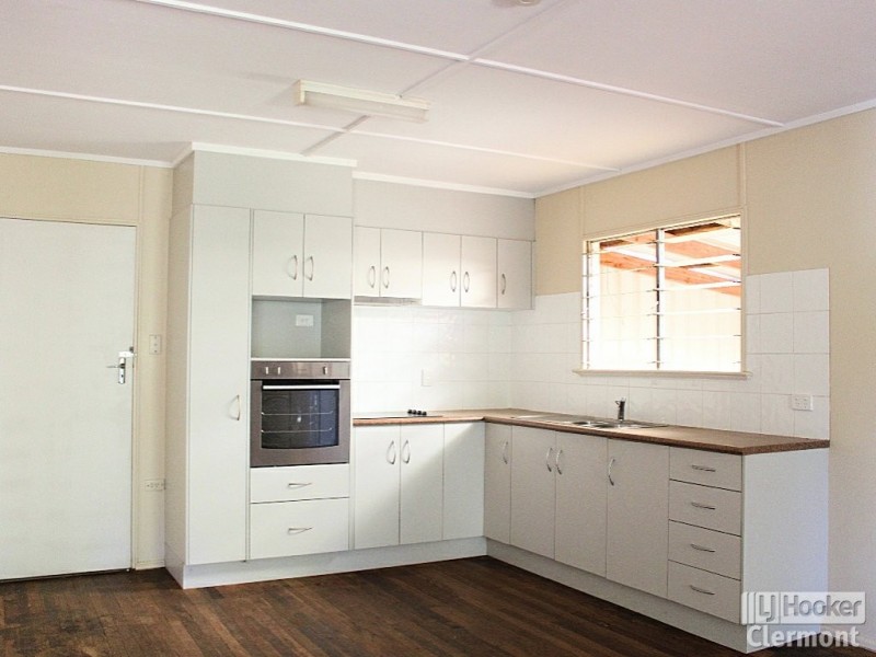 64 Daintree Street, Clermont QLD 4721