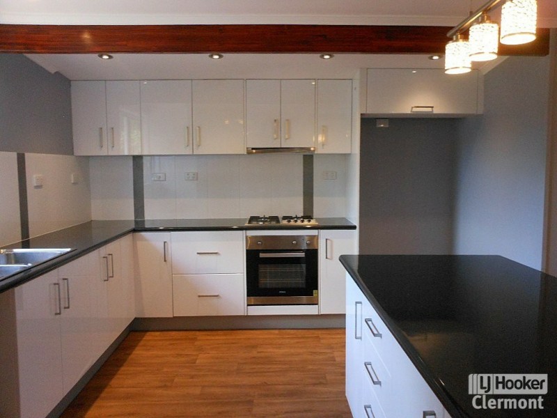 27 Haig Street, Clermont QLD 4721