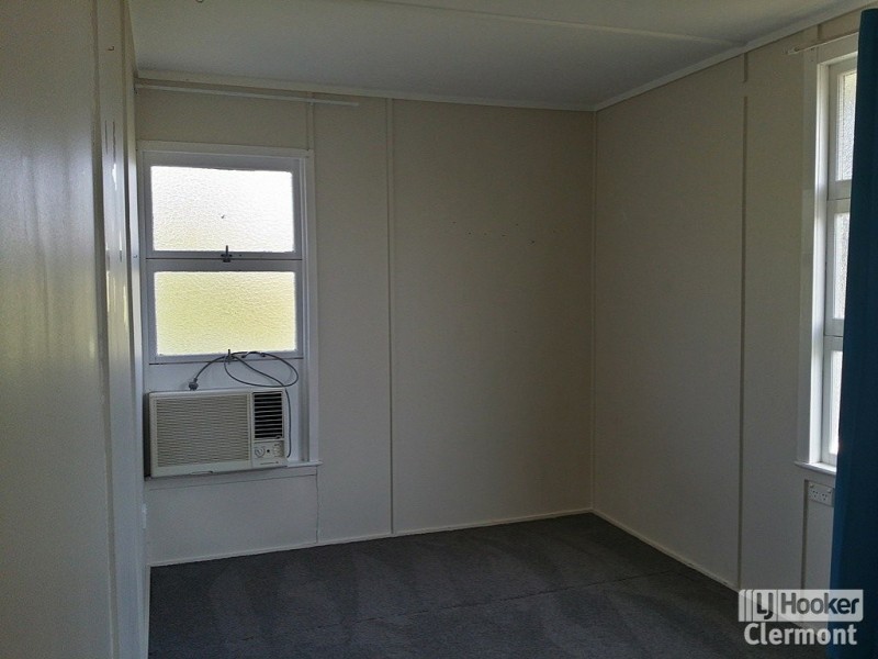 27 Haig Street, Clermont QLD 4721
