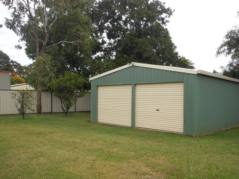 24 Box Street, Clermont QLD 4721