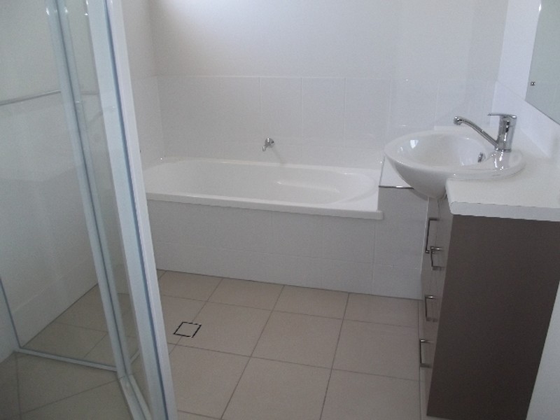 Apartment 50/47 MacDonald Flat Road, Clermont QLD 4721