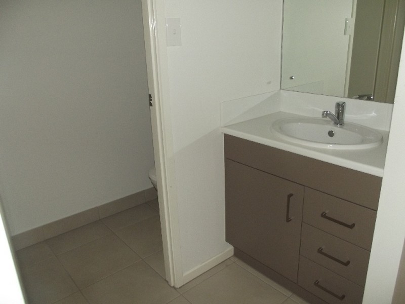 Apartment 50/47 MacDonald Flat Road, Clermont QLD 4721