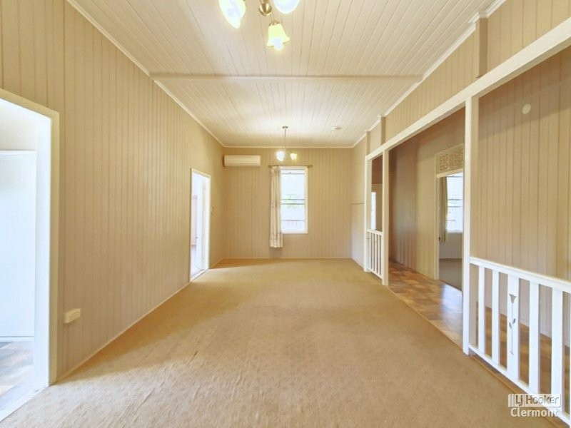 2 Sirius Street, Clermont QLD 4721