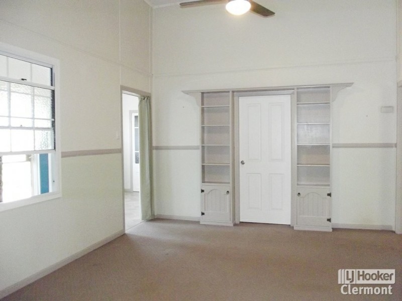 18 Sirius Street, Clermont QLD 4721