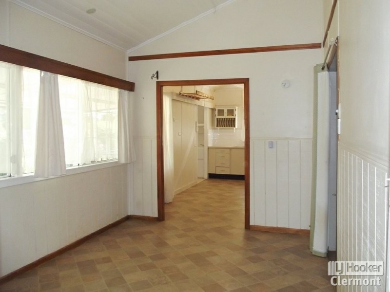 18 Sirius Street, Clermont QLD 4721