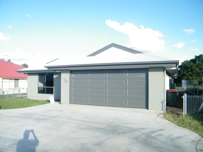 16 Scotts Peak Drive, Capella QLD 4723