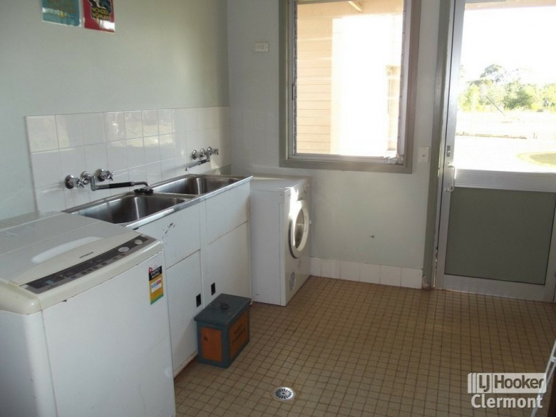 6 McDonald Flat Road, Clermont QLD 4721