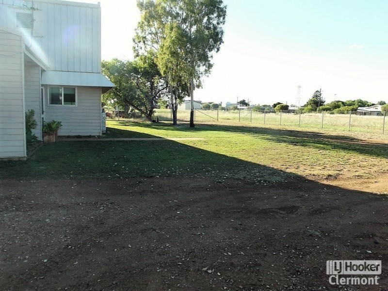 6 McDonald Flat Road, Clermont QLD 4721