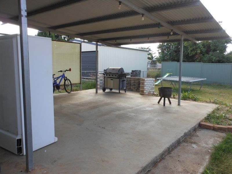 2 Sirius Street, Clermont QLD 4721