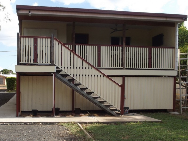 16 Playfair Street, Clermont QLD 4721