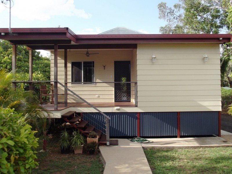 16 Playfair Street, Clermont QLD 4721