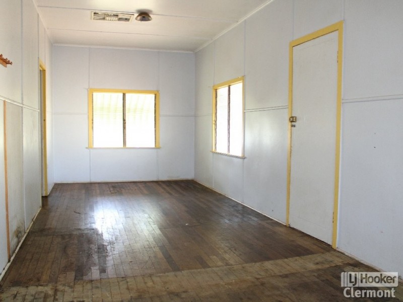 82 Herschel Street, Clermont QLD 4721