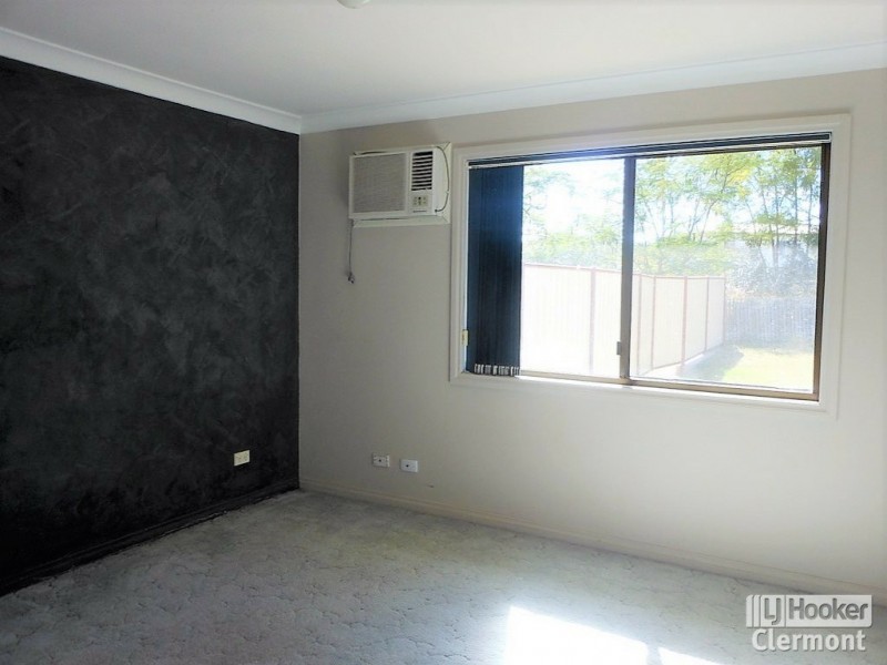 5 Herring Court, Clermont QLD 4721