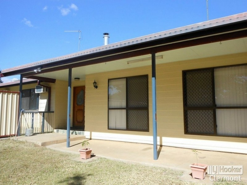 5 Herring Court, Clermont QLD 4721