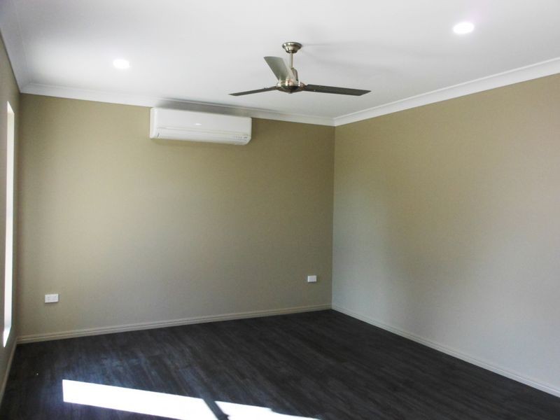 2/25 Jellicoe Street, Clermont QLD 4721