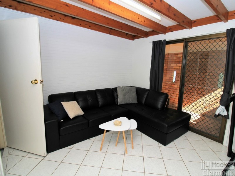 28 Monash Street, Clermont QLD 4721