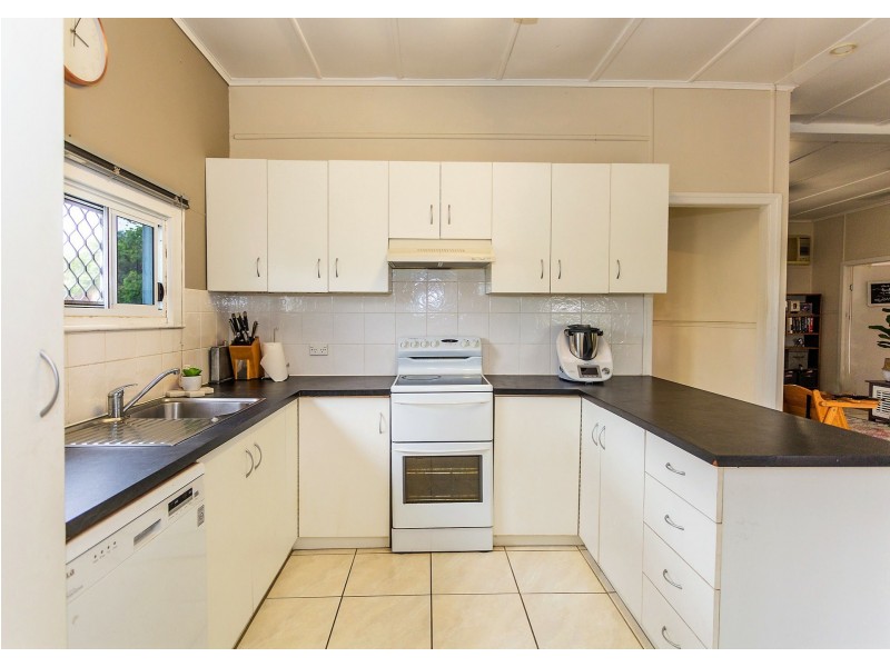 36 Monash Street, Clermont QLD 4721