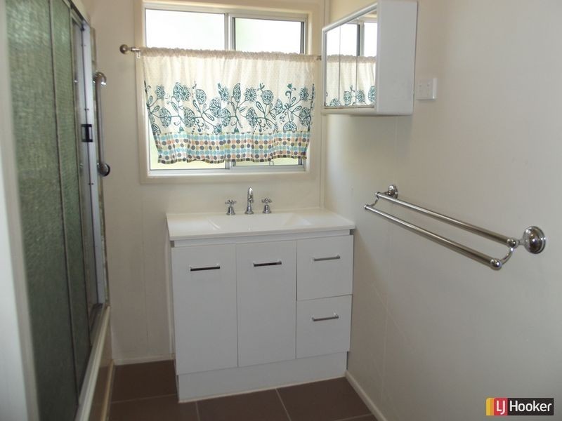 8 Blamey Street, Clermont QLD 4721