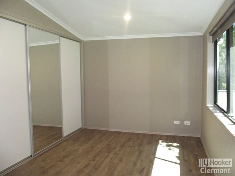 25 Jellicoe Street, Clermont QLD 4721