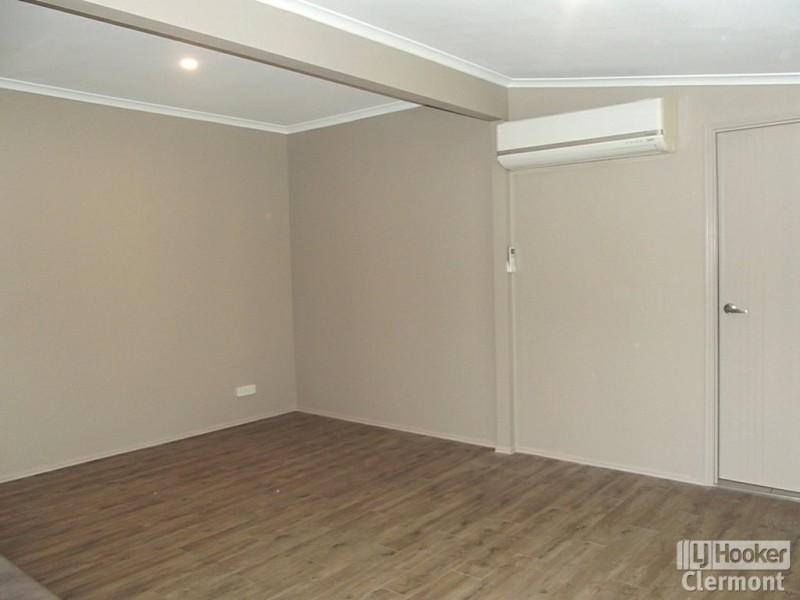 25 Jellicoe Street, Clermont QLD 4721
