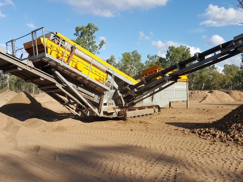 - Earthmoving/Sand & Gravel Business, Clermont QLD 4721