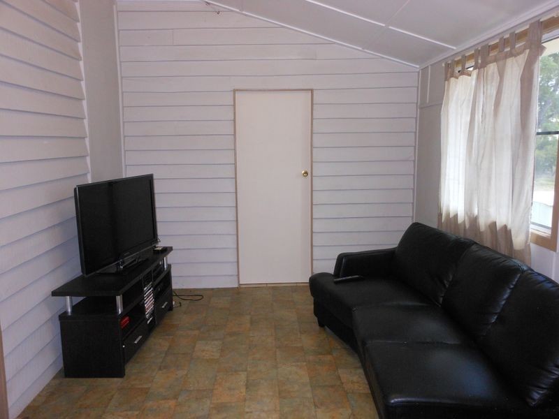 25 Kitchener Street, Clermont QLD 4721