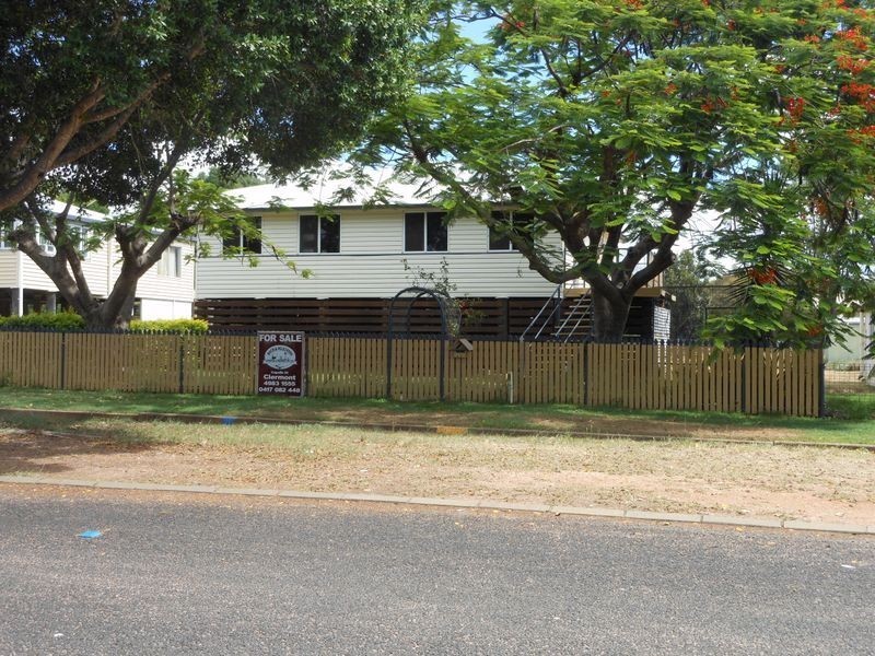 25 Kitchener Street, Clermont QLD 4721