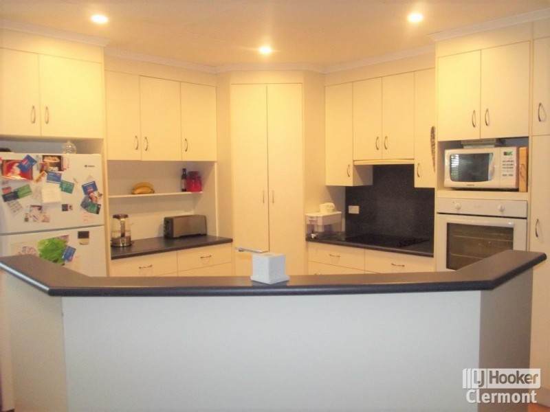 39 Haig Street, Clermont QLD 4721