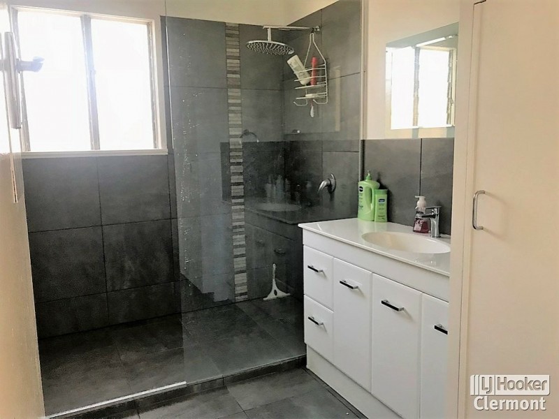 39 Haig Street, Clermont QLD 4721