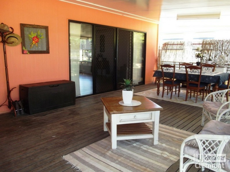 28 Beatty Street, Clermont QLD 4721