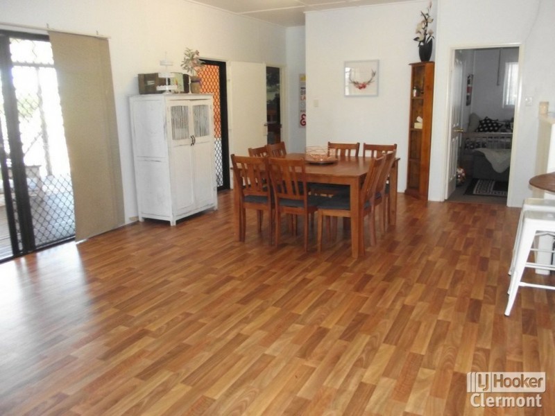 28 Beatty Street, Clermont QLD 4721