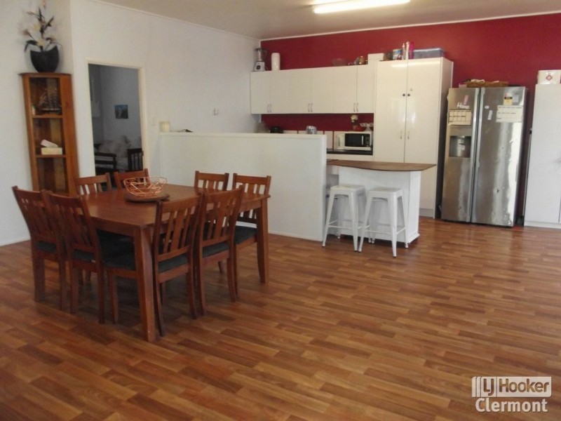 28 Beatty Street, Clermont QLD 4721