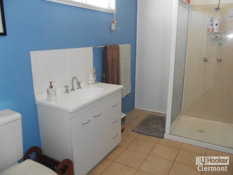 28 Beatty Street, Clermont QLD 4721