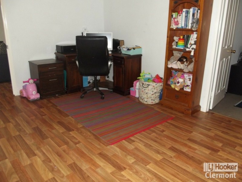 28 Beatty Street, Clermont QLD 4721