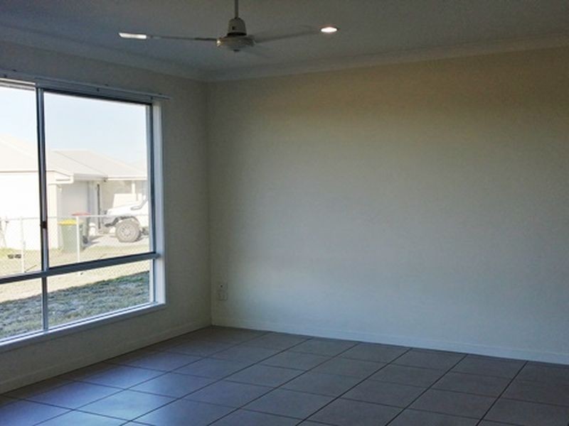 13 Scotts Peak Drive, Capella QLD 4723