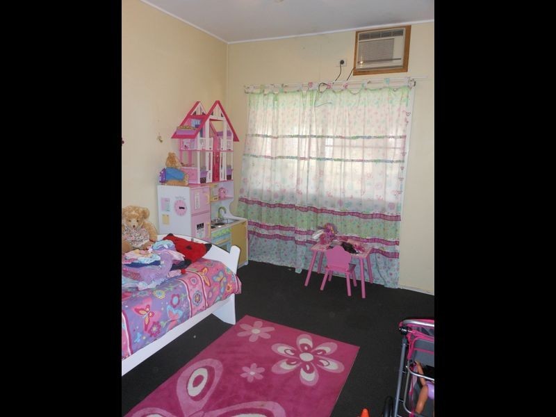 65 Box Street, Clermont QLD 4721