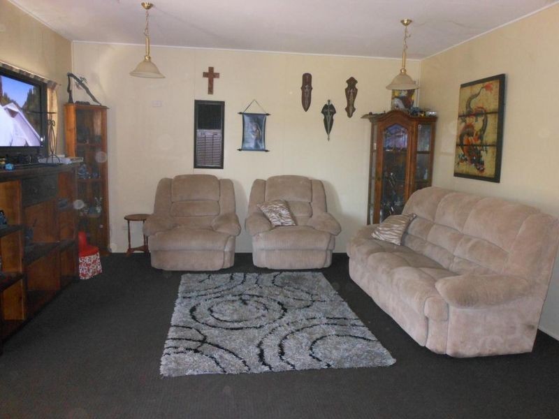 65 Box Street, Clermont QLD 4721