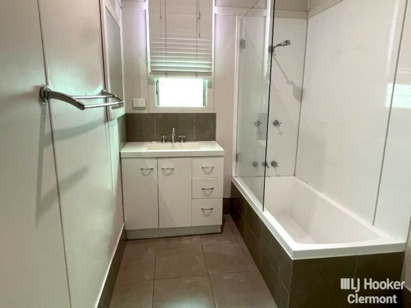 16 Sirius Street, Clermont QLD 4721