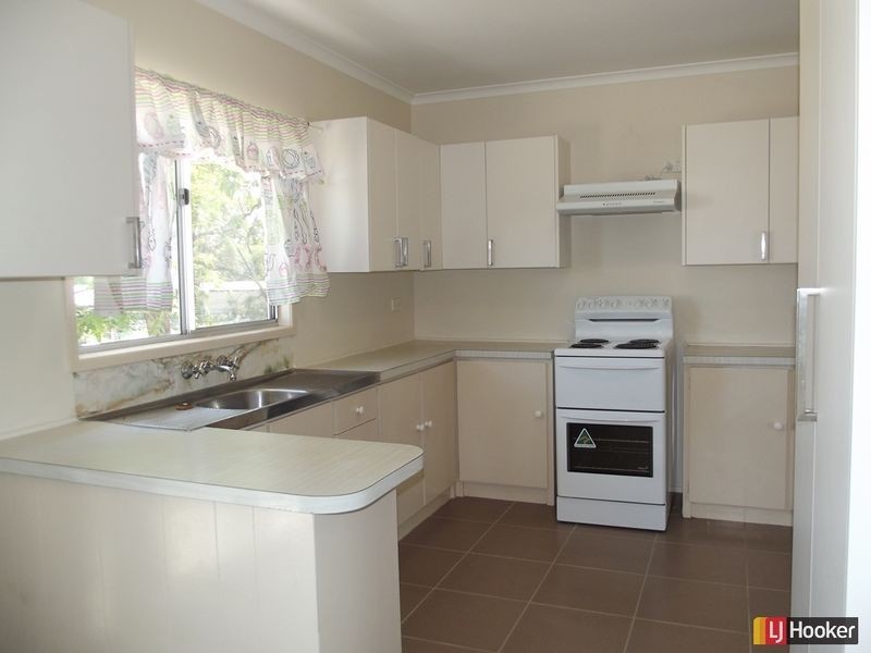 8 Blamey Street, Clermont QLD 4721