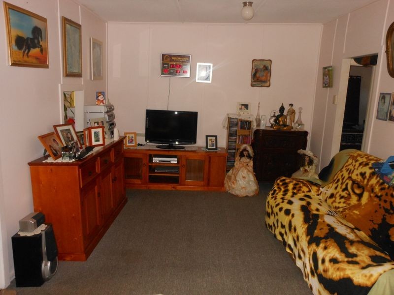 29 French, Clermont QLD 4721