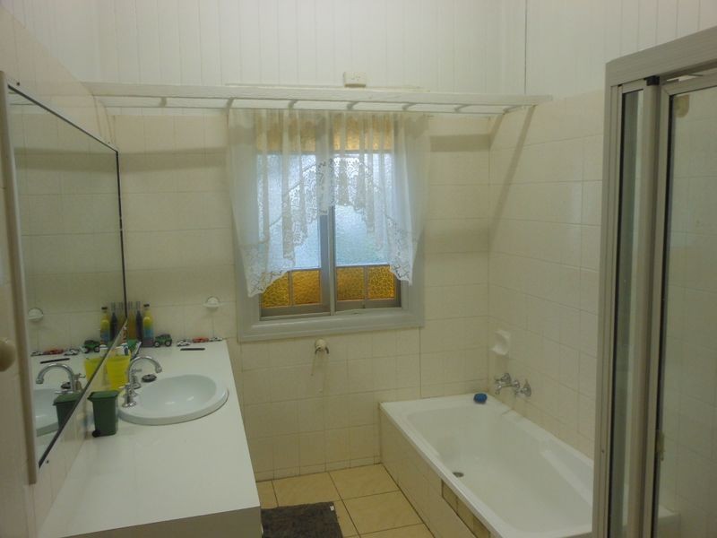 44 Mimosa Street, Clermont QLD 4721