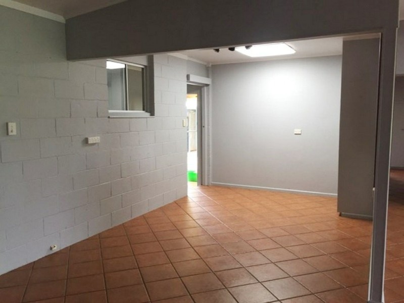 18 Mistletoe Street, Clermont QLD 4721