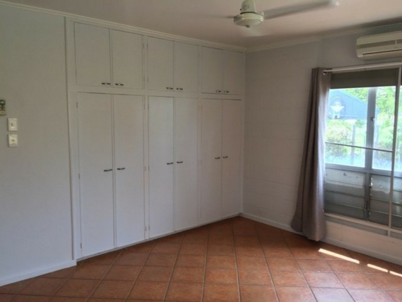 18 Mistletoe Street, Clermont QLD 4721